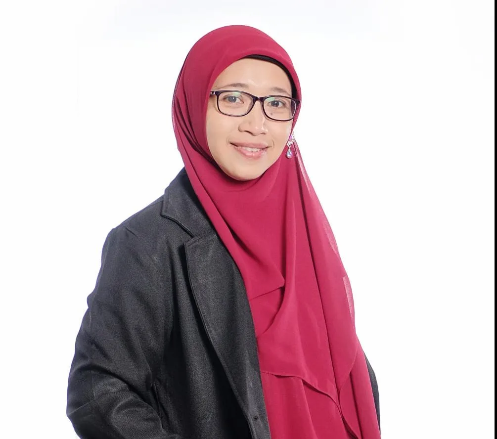 Dosen Gizi Fakultas Kesehatan Masyarakat (FKM) UNAIR, Lailatul Muniroh SKM MKes berikan pandangan terkait isu penggantian menu MBG menjadi snack (Foto: Istimewa)