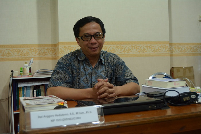 Dwi Anggoro Hadiutomo, S.S., M.Hum., Ph.D, pakar linguistik Jepang. (Foto: UNAIR NEWS)