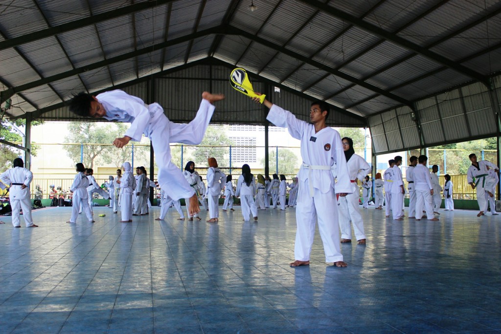 latihan gabungan atlet taekwondo