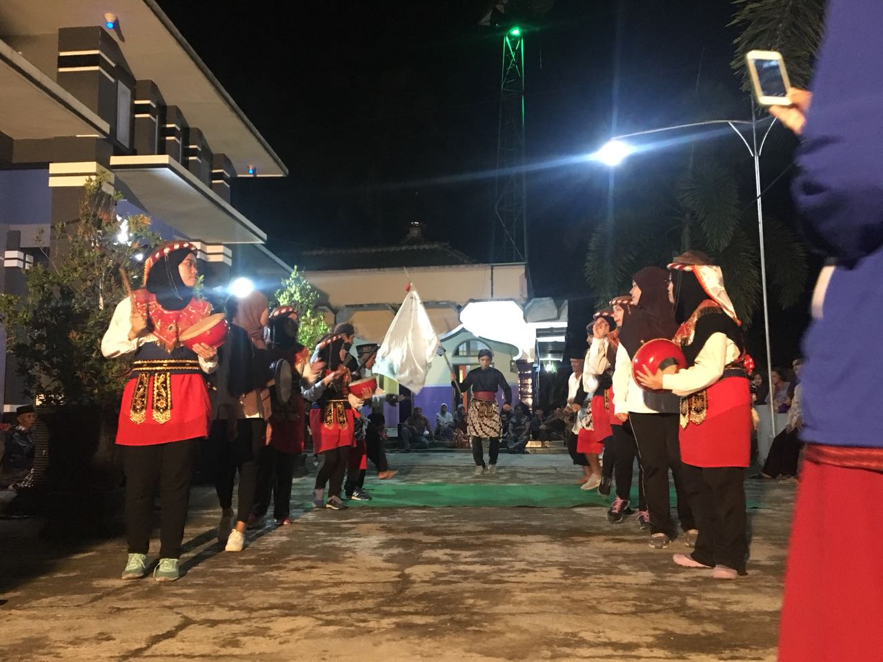 Mahasiswa Brunei KKN