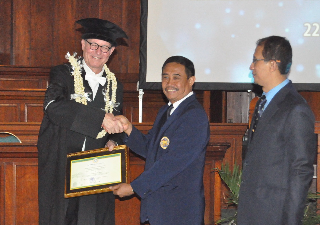 penganugerahan visiting profesor