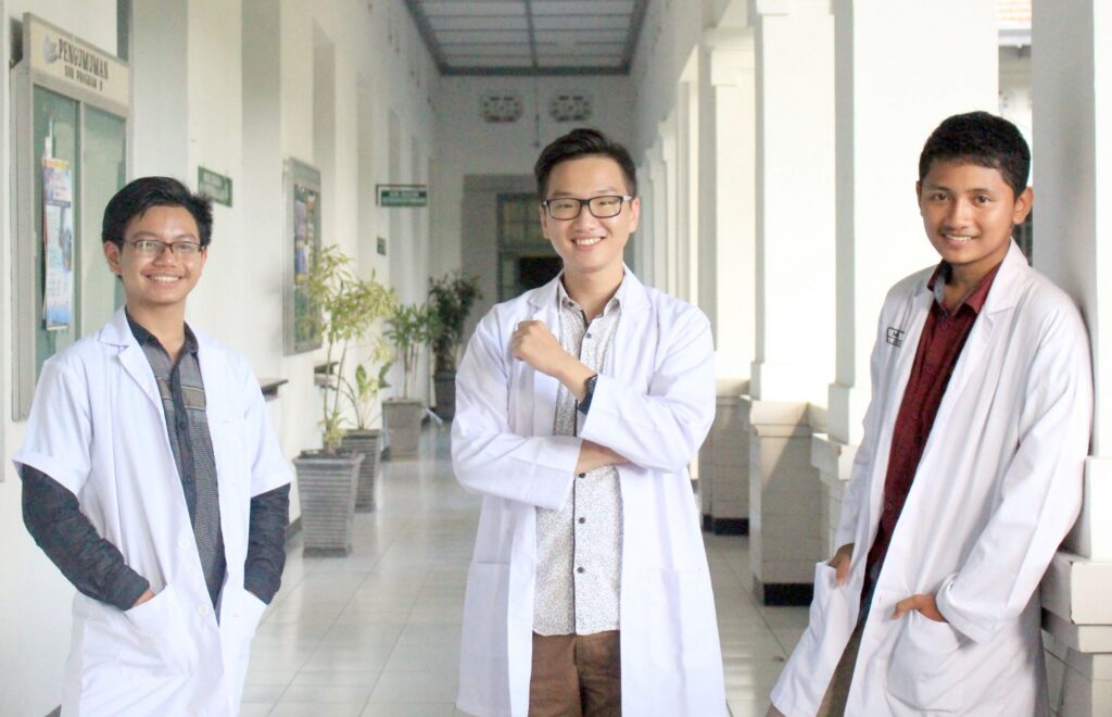 Mahasiswa termuda UNAIR