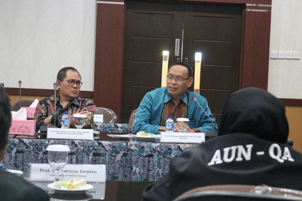 UNAIR Rector in AUN-QA Session