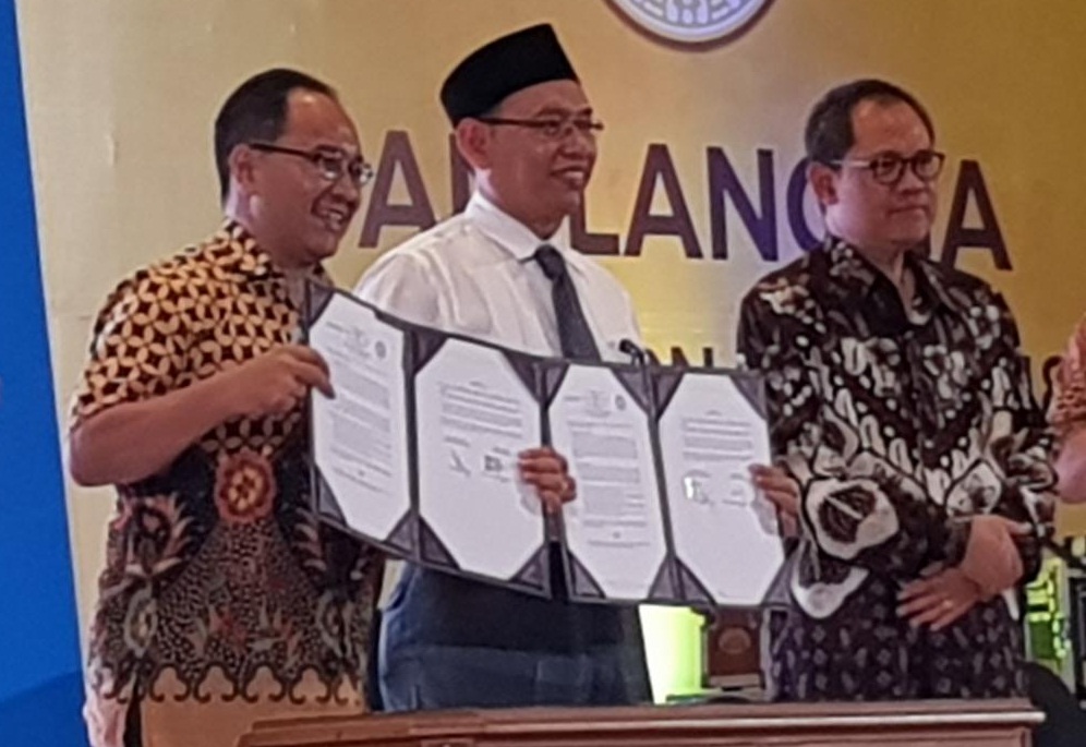 KOMPAS UNAIR