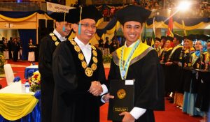 wisudawan
