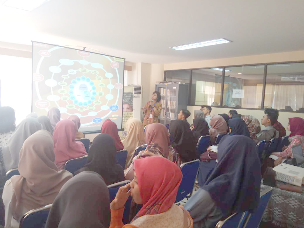 SUASANA Medical Career Club yang diadakan sebagai wadah bagi untuk meningkatkan passion mahasiswa kesehatan dan memberikan gambaran dunia kesehatan yang ada di RSUA. (Foto: Istimewa)