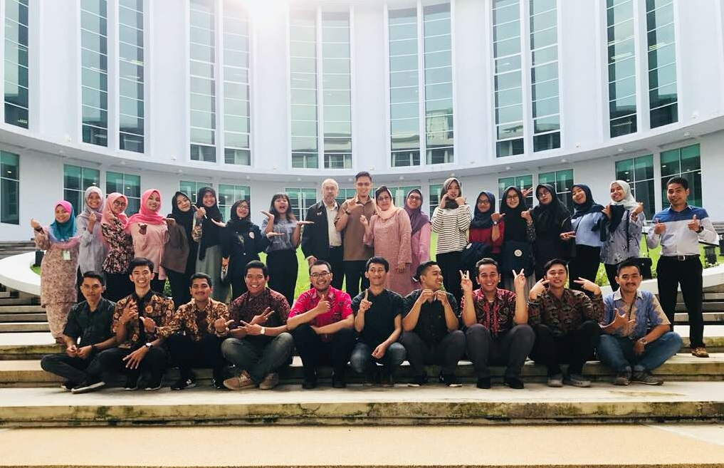 Library D3 Students in Malaysia.