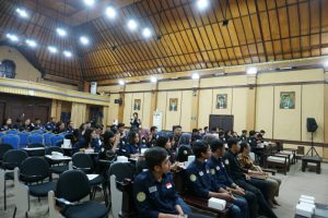 SEBANYAK 44 mahasiswa ikut dalam kegiatan BEM Visit ke BEM FH Universitas Udayana pada Jum’at (31/8). (Foto: Istimewa)