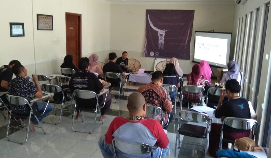 Old Javanese Script Discussed at UNAIR