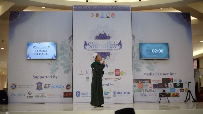 Peserta Da'i Cilik Iqtishoduna saat Menyampaikan Materinya di Royal Plaza (15/10). (Foto: Istimewa)