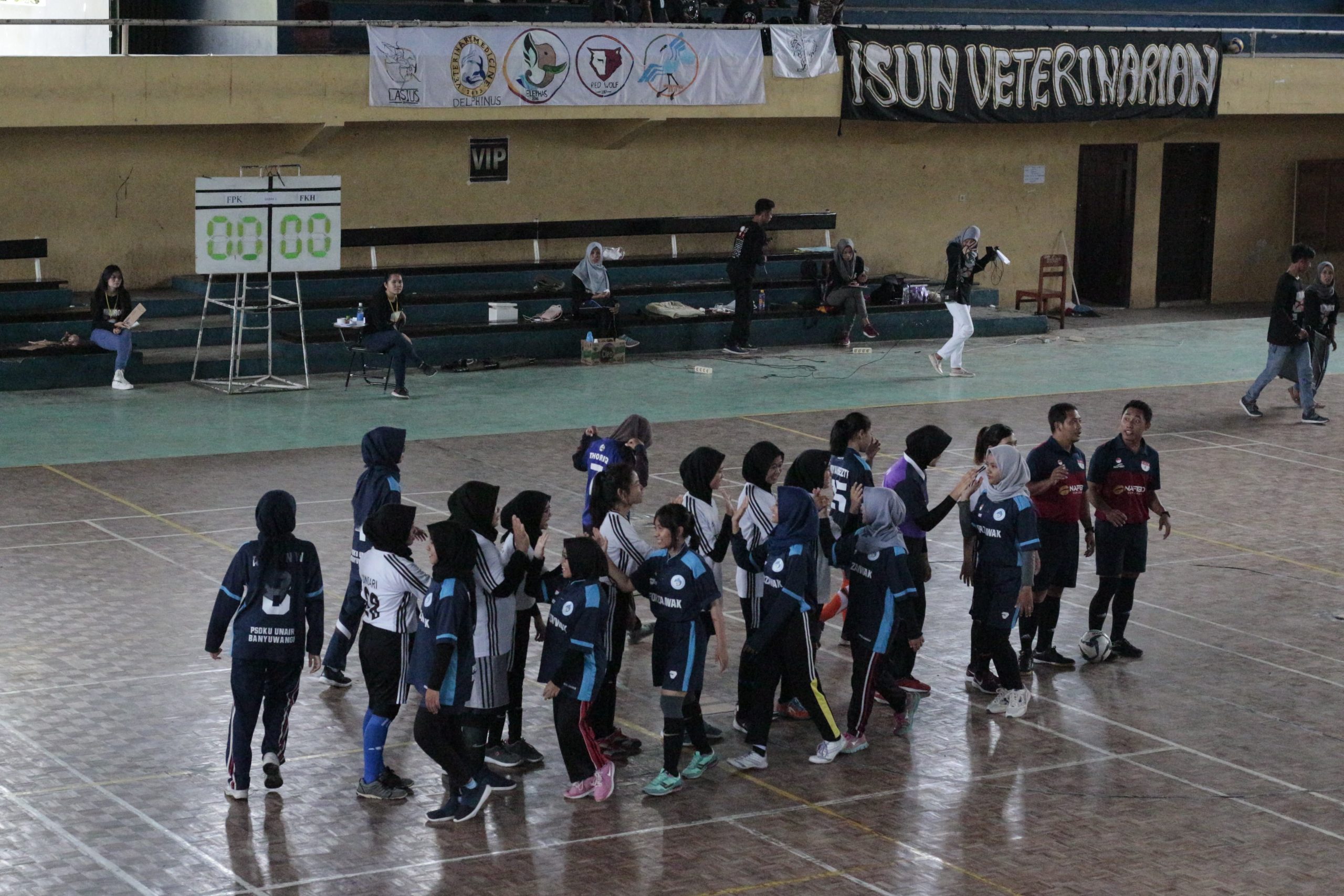 MOMEN sportifitas yang selalu di junjung pada setiap pertandingan Airoc, salah satunya yaitu futsal. (Foto: Bastian Ragas)