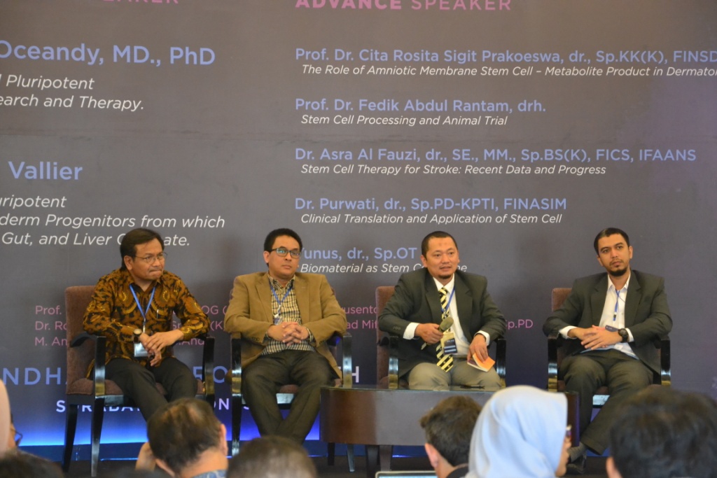 Para Pemateri Simposium Internasional bertajuk “1st International Conference and Workshop (ICW) 2019”. (Foto: Istimewa)