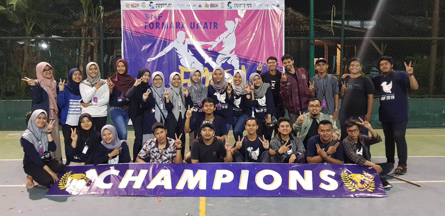 Forum Mahasiswa (Formara) UNAIR usai salah satu kegiatan Dies Natalis ke-11. (Foto: Istimewa)