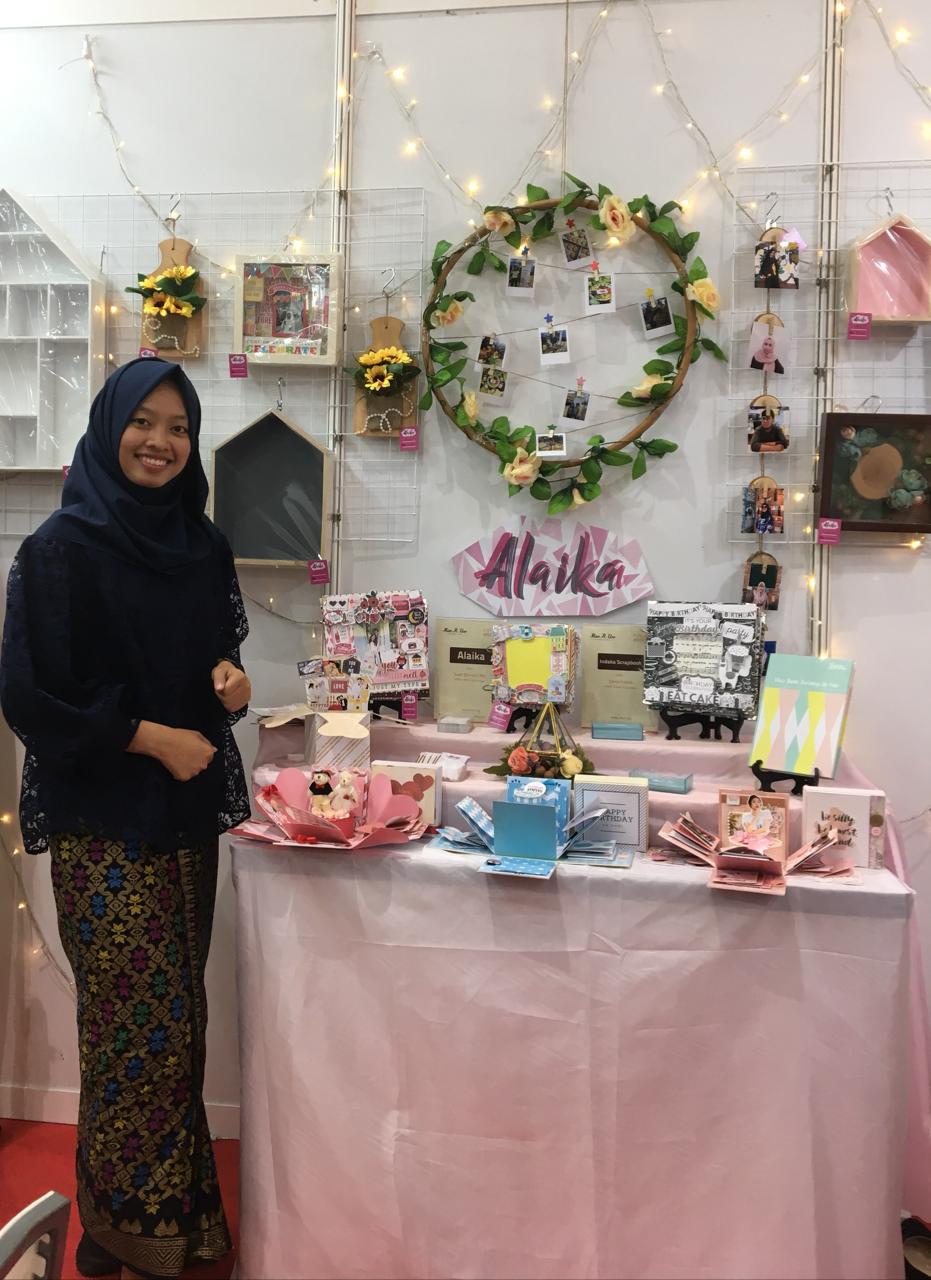 YASHINTA Suci ketika mengikuti pameran di Jakarta. (Foto: Istimewa)