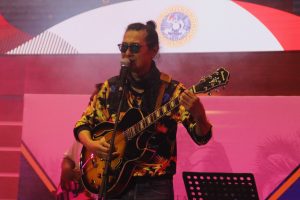 Mus Mujiono at UNAIR