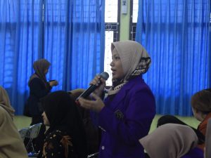 SALAH satu peserta NDC 2019 menyampaikan argumentasinya saat debat berlangsung. (Foto: Istimewa)