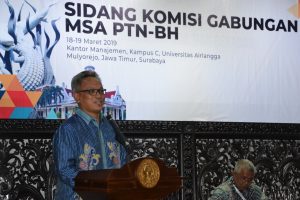 PROF. Dr. Ismunandar at UNAIR