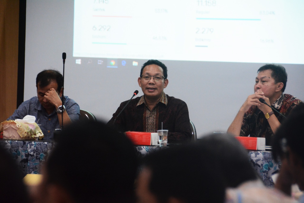 Wakil Rektor IV Junaidi Khotib, Ph.D., saat memberikan paparan pada Simulasi UTBK. (Foto: Istimewa)