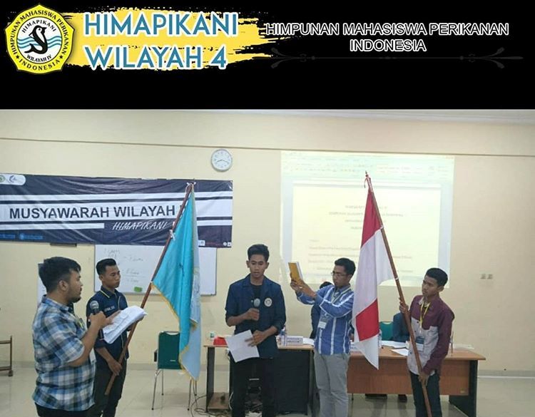 BANGGA: M. Reynaldy Thoriq Al-Islam saat dilantik sebagai Koordinator HIMAPIKANI Wilayah IV. (Foto: Istimewa)