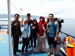 DUA Tim Maurbala dalam perjalanan mengikuti Lomba Lintas Wisata Alam Se-Jawa Timur dan Bali. (Foto: Istimewa)