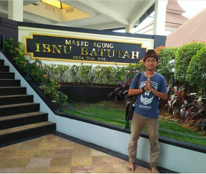 TEGUH Imami, penulis buku Hijrah Milenial. (Foto: Istimewa).