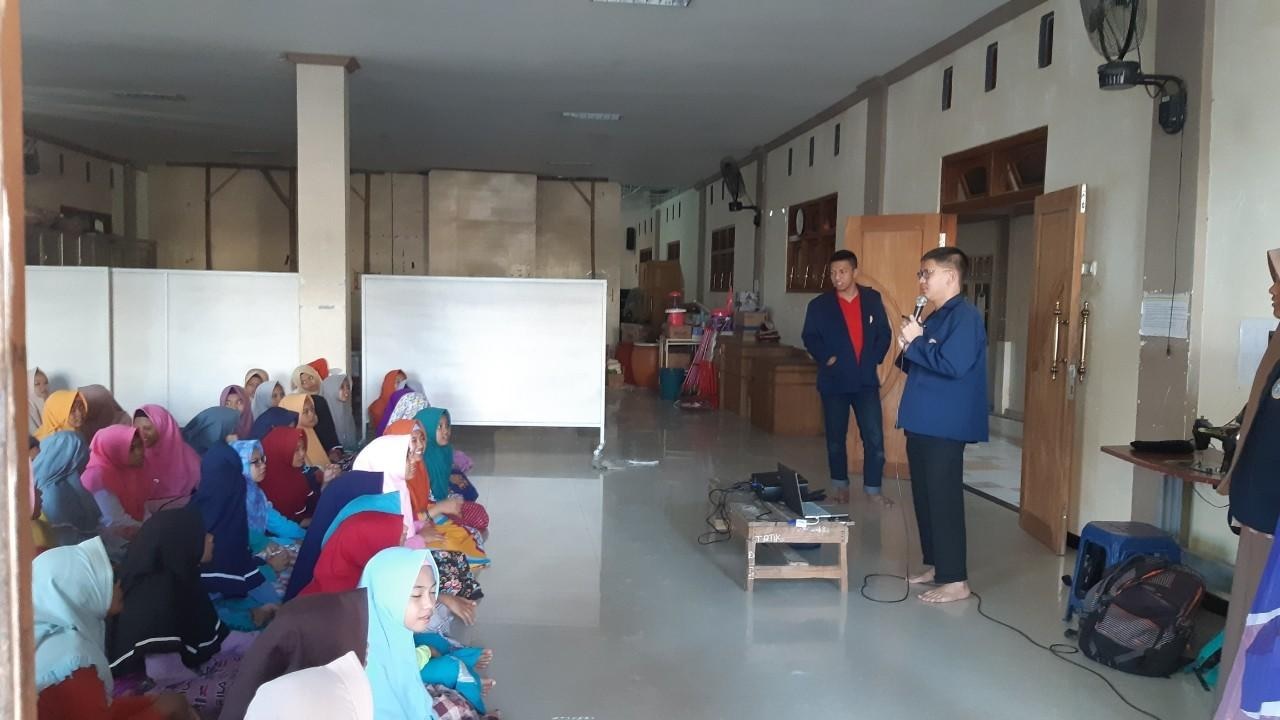 KKN BV di Pesantren