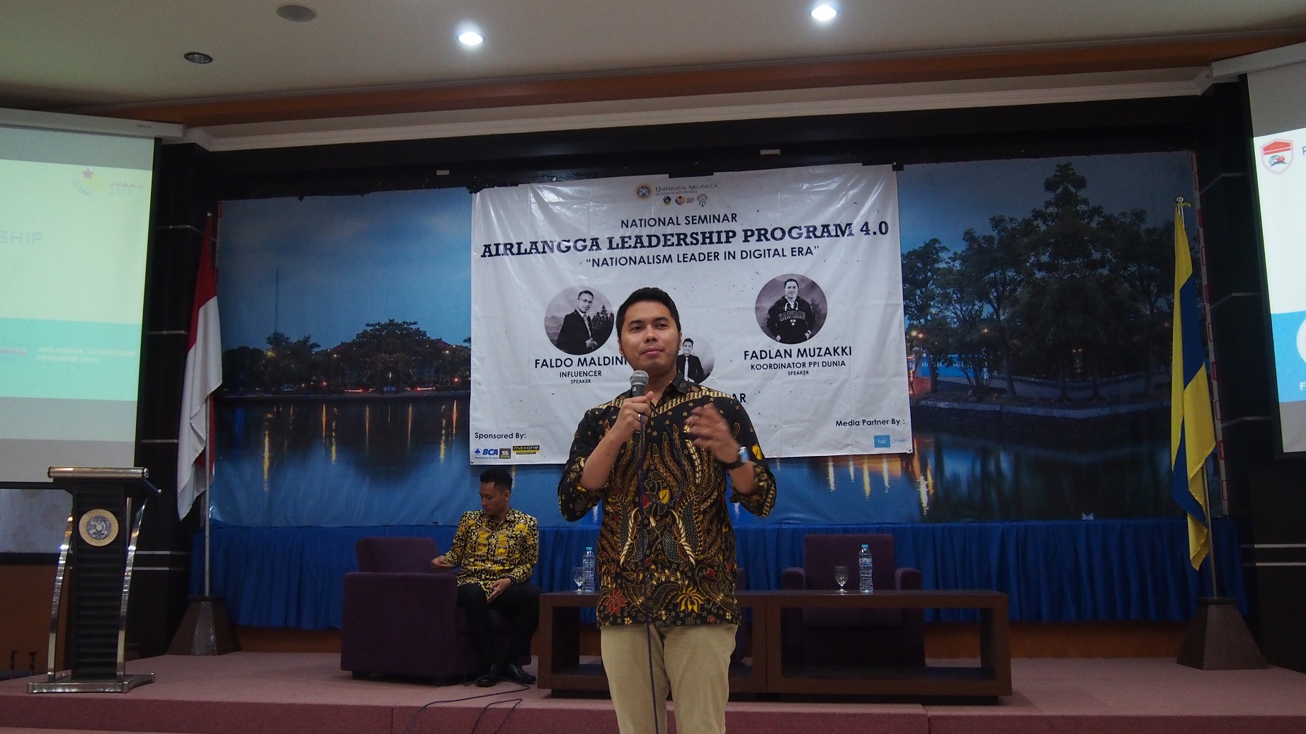 FADLAN Muzakki saat memberikan materi di Aula Kahuripan Kantor Manajemen Kampus C pada Sabtu (19/10/19). (Foto: Istimewa)