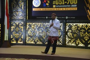 PESERTA saat menyanyikan lagu keroncong di Aula Amerta Kantor Manajemen pada Jumat (25/10/19). (Foto: Intang Arifia)