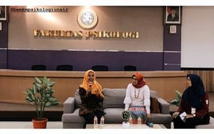 PEMATERI saat memberikan penjelasan mengenai ABK. (Foto: Istimewa)