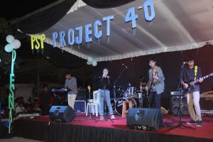 SALAH satu penampilan band pada PSP Project 4.0 bertempat di Kampus B UNAIR yang dilaksanakan Sabtu (2/11/2019). (Foto: Istimewa)