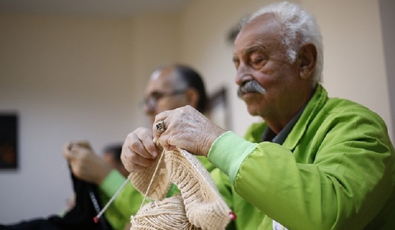 ILLUSTRATION Elderly knitting activities. (Photo: islampos.com)