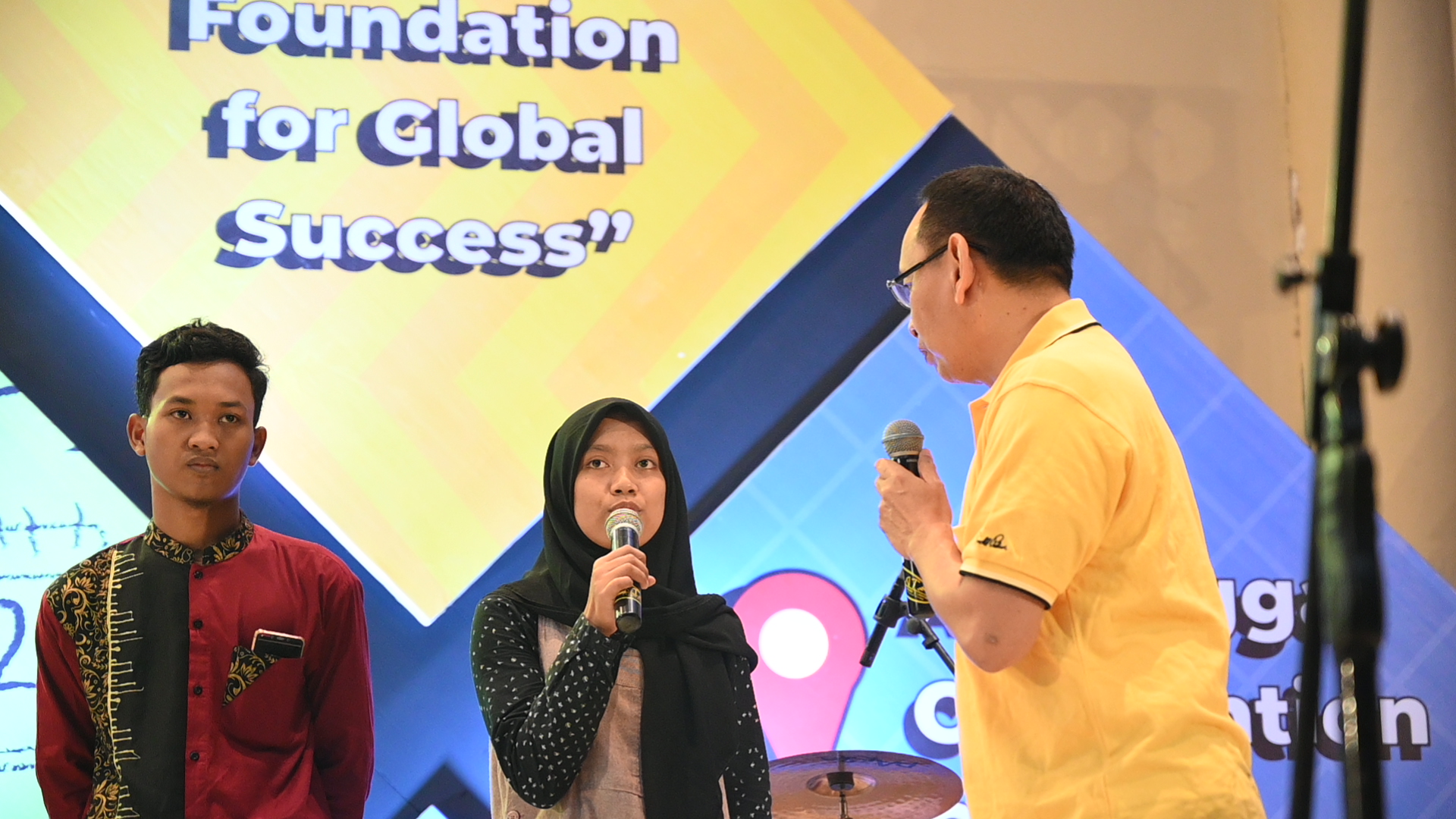 Prof. Moh. Nasih, SE., MT., Ak., during the first day of Airlangga Education Expo (AEE) 2020 on Friday, February 21 at Airlangga Convention Center (ACC), Campus C UNAIR. (Photo: M Alif Fauzan)