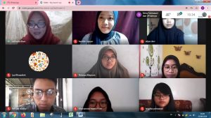 ASTHESIA Dhea Cantika saat mengisi Vocational of Journalism Education and Training (V-Jet) pada Sabtu (22/8/2020). (Foto: Istimewa)