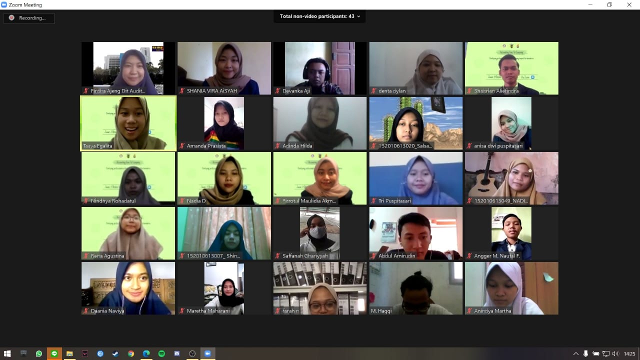 SUASANA webinar EXIM yang digelar oleh D3 Perpajakan FV UNAIR pada Jumat (2/10/2020).