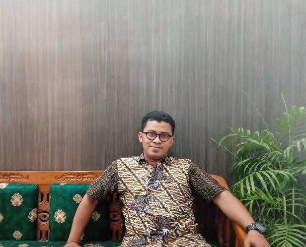 POTRET Fahrul Muzaqqi, S.IP., M.IP., salah satu dosen Ilmu Politik Fakultas Ilmu Sosial dan Politik (FISIP) Universitas Airlangga (UNAIR) – (Foto:Istimewa)