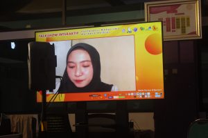 SUASANA saat salah satu narasumber memaparkan materi dalam Konferensi Mahasiswa Merdeka Belajar pada Minggu (15/11/2020). (Foto: istimewa)
