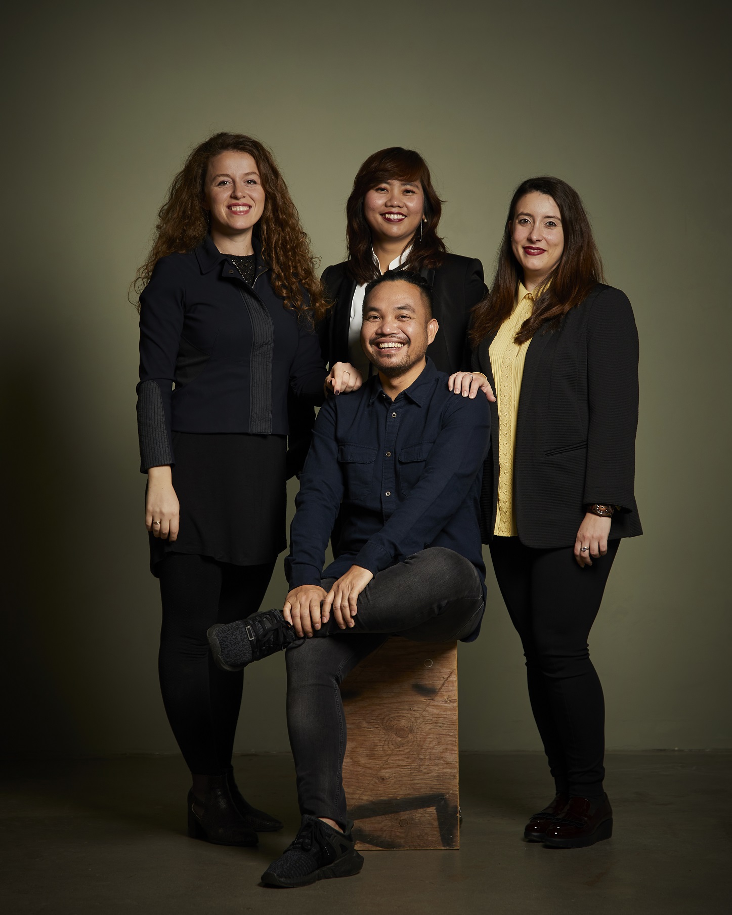 POTRET Deby Fapyane bersama tim Cellugy. (Foto: dok. Pribadi)