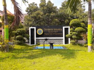 GEDUNG D3 Keperawatan di Gresik. (Foto: Istimewa)