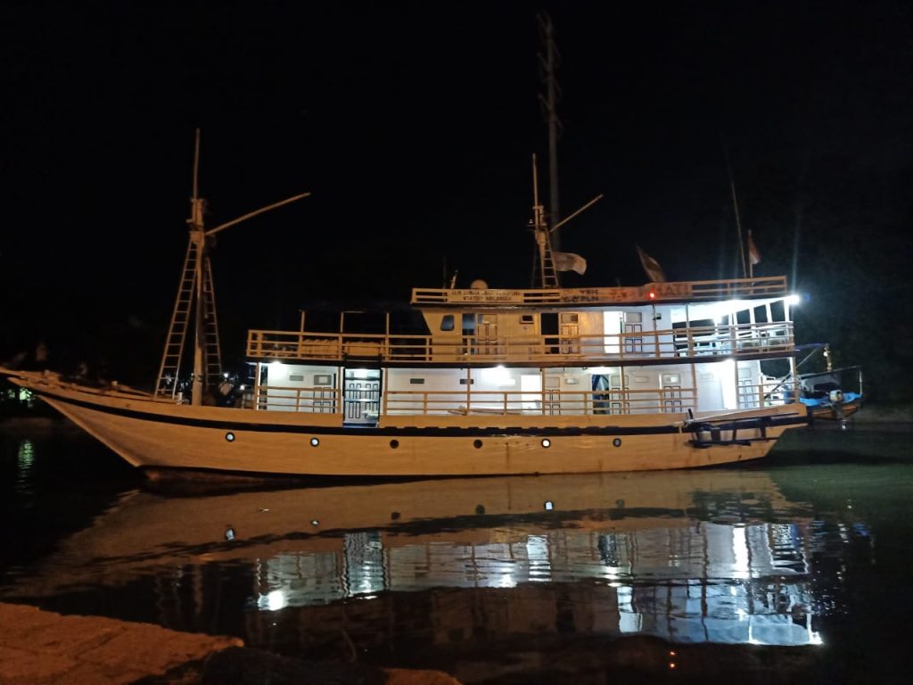 Ksatria Airlangga Floating Hospital (RSTKA) anchored in a remote Indonesian island. (Photo: Public Relations UNAIR)