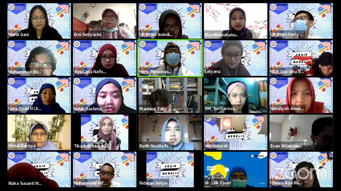SUASANA Program UNAIR Menulis Batch 1 bersama dengan Civitas Akademika UNAIR. Foto: Youtube LIPJPHKI UNAIR