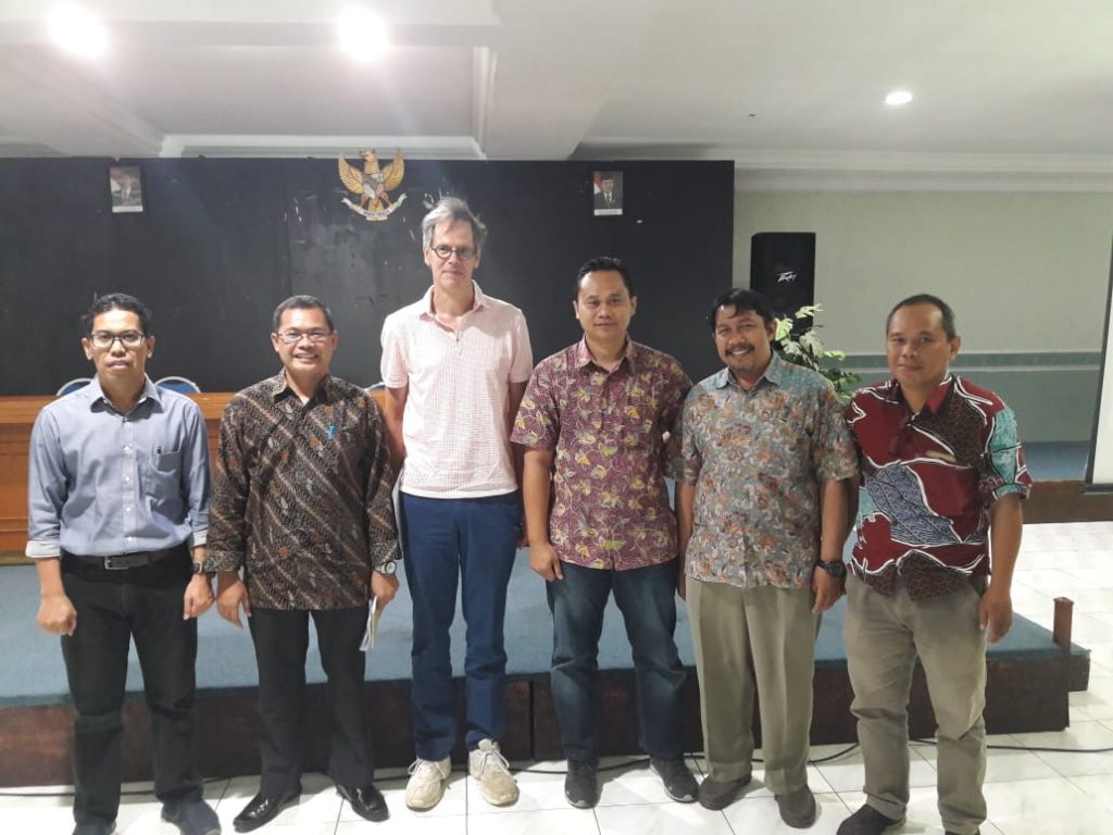 POTRET saat kuliah umum bersama Dr. Remco Raben dari Universitas Utrecht Belanda. (Foto: Istimewa)