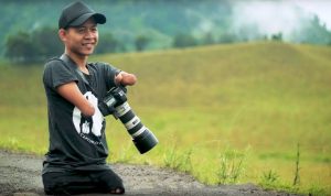 BANG Dzoel seusai melakukan pemotretan. (Foto: Istimewa)