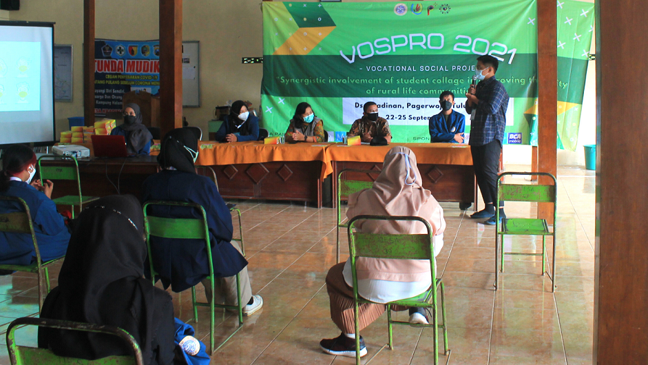 BEM Vokasi UNAIR Buka Projek Sosial di Desa Kradinan, Tulungagung