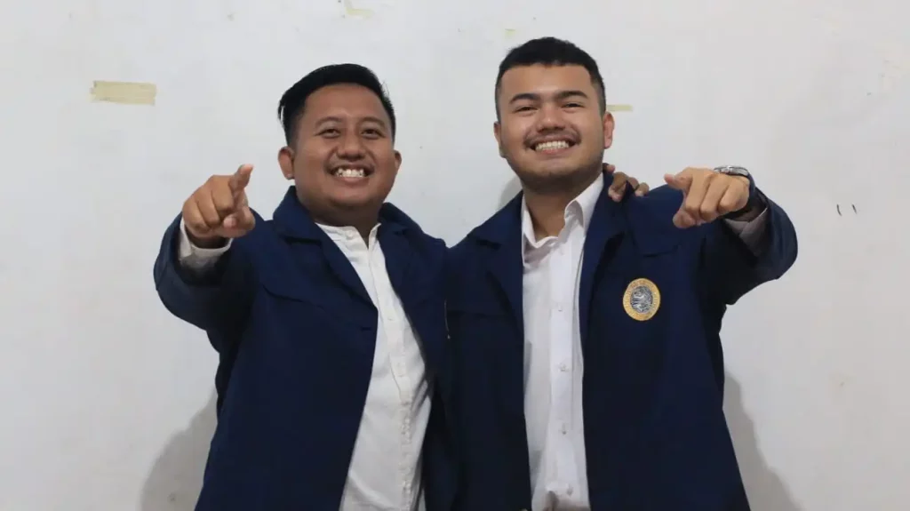 Foto Pasangan Nomor Urut 2 Ketua dan Wakil BEM UNAIR 2023 (dari kiri Muhammad Anang Jazuli sebagai Ketua, dan kanan Gerry Pratama Putra sebagai wakil) sumber: dokumen pribadi