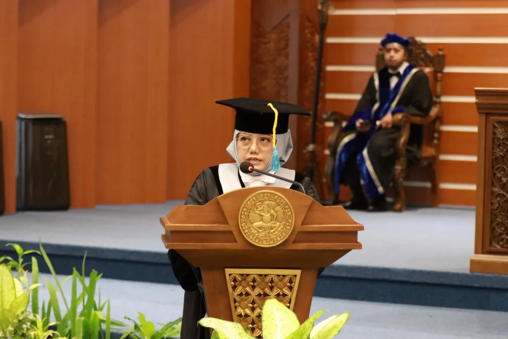 Prof Dr Sri Herianingrum SE MSi, Pakar Ekonomi FEB UNAIR (Foto: PKIP UNAIR)