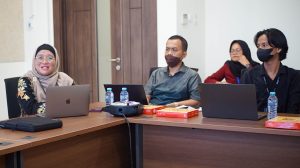 Wakil Dekan III FTMM memimpin kegiatan monitoring dan evaluasi website fakultas pada Rabu, 31 Mei 2023.