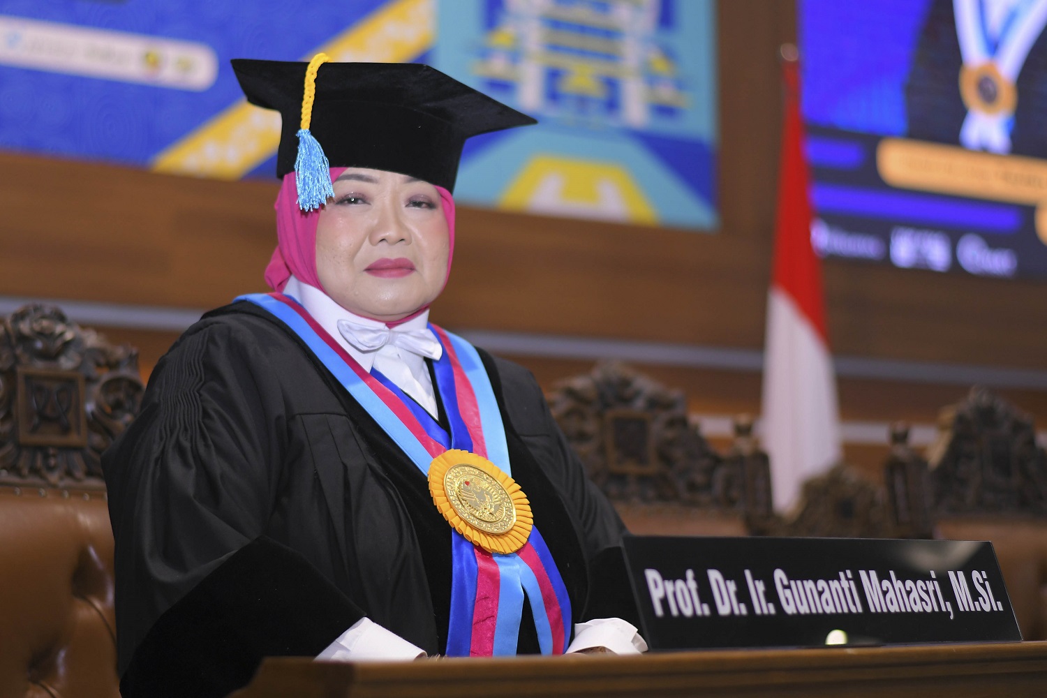 Prof Dr Ir Gunanti Mahasri MSi resmi dikukuhkan sebagai Guru Besar dalam bidang Ilmu Kesehatan Ikan dan Lingkungan pada Rabu (26/7/2023).