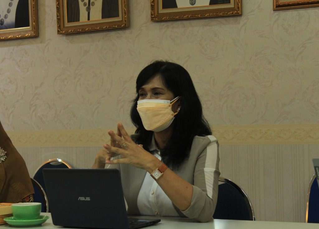 Peringati Bulan Bahasa, Pakar UNAIR Tekankan Pentingnya Refleksi Identitas
