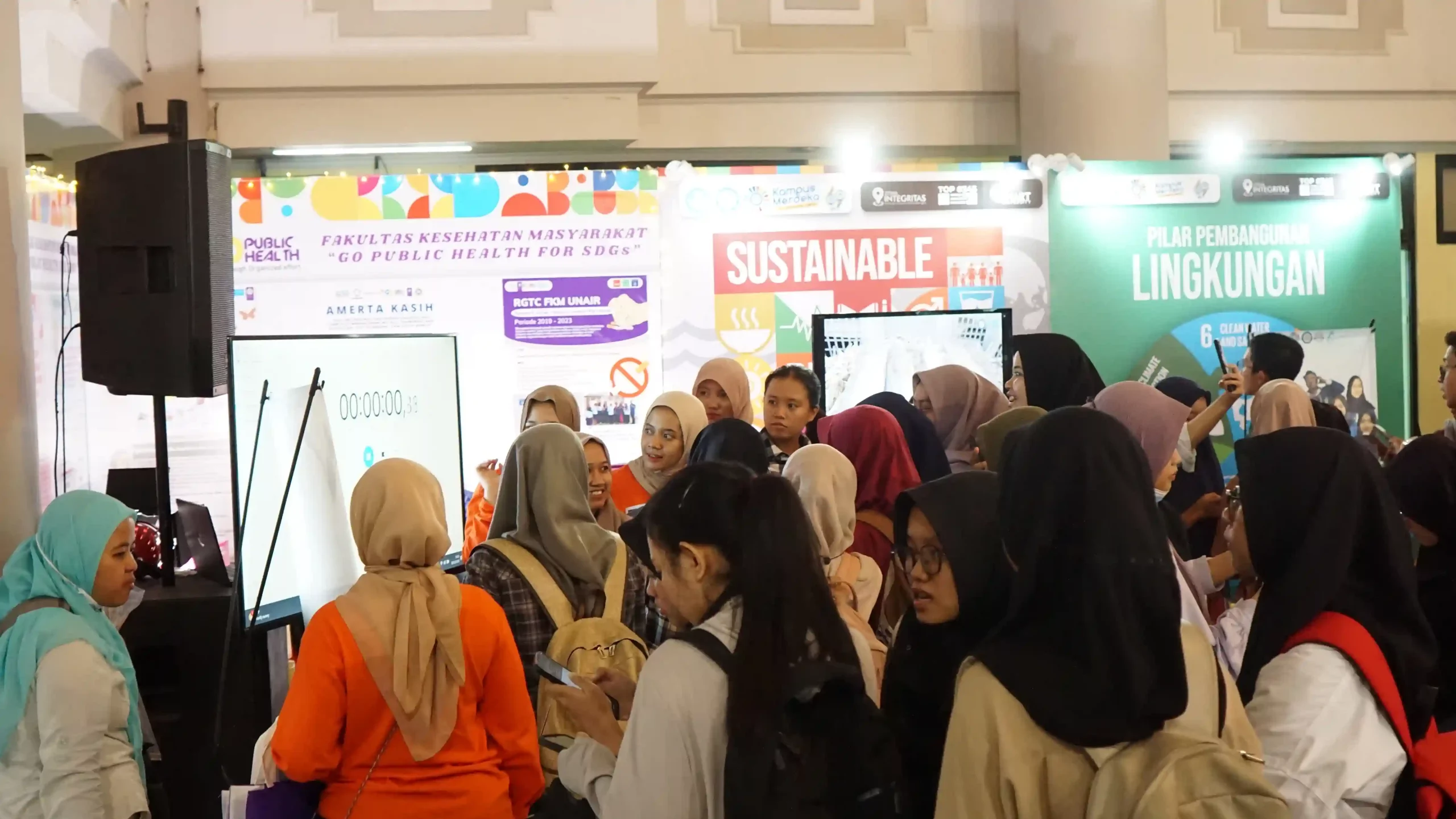 UNAIR exhibits various sustainable innovations in the SDGs Festival