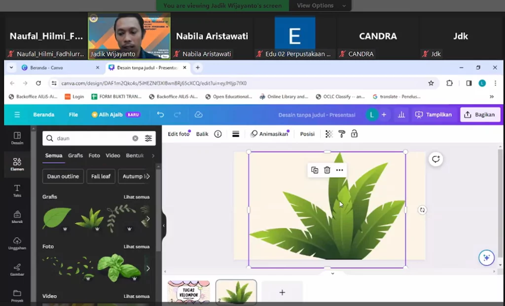 Jadik Wijayanto selaku mentor “Reguler Virtual Library Class” sesi desain grafis Canva pada Kamis (30/11/2023). (Foto: Naufal Hilmi F.)